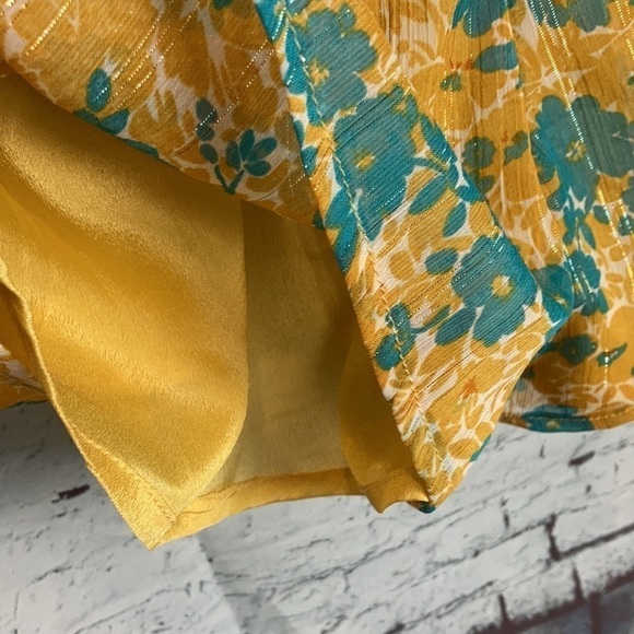 Nasty Gal NWT Romper Floral Chiffon V Neck Puff Sleeve Playsuit Sz 6 Feminine - Picture 13 of 16